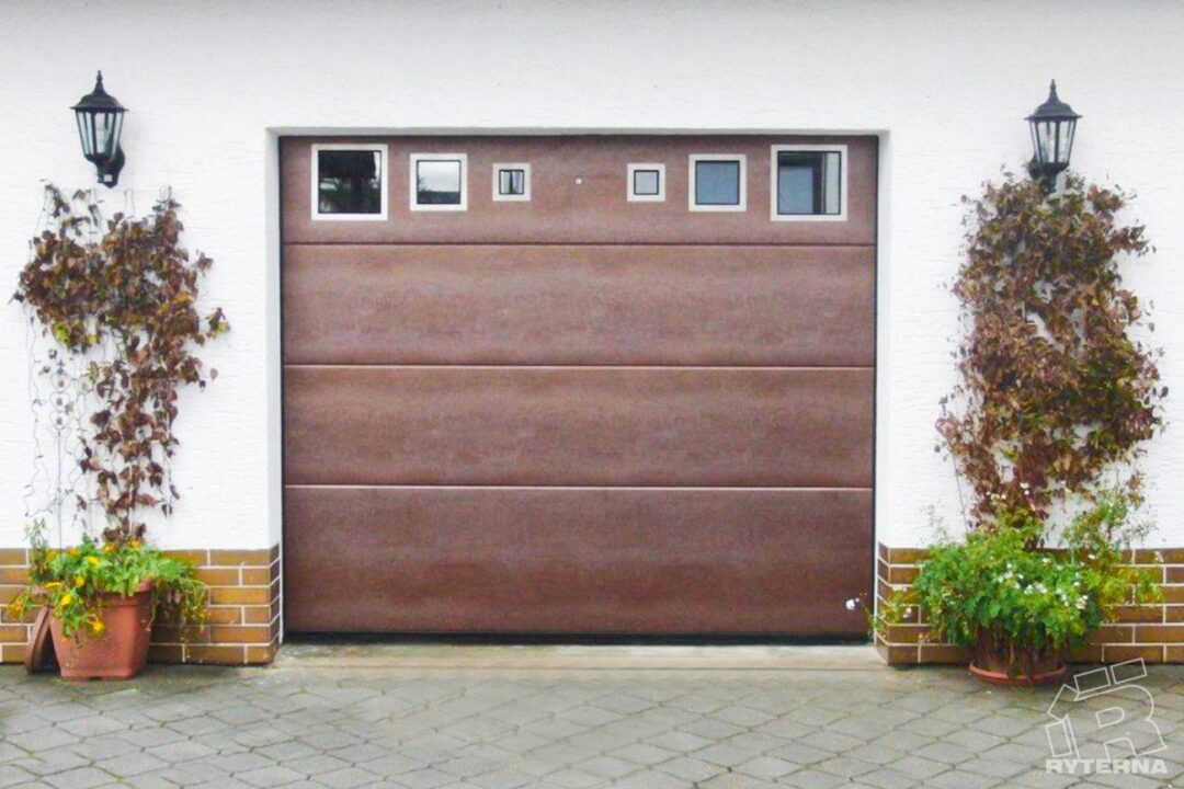Sectional garage doors (10)